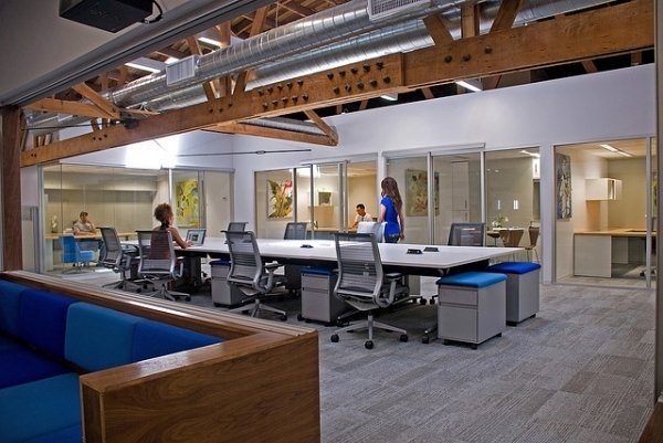 1129597385_UYWpJArk_CA-104_01