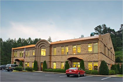 1815281443_mnP512sN_4000_Eagle_Outside