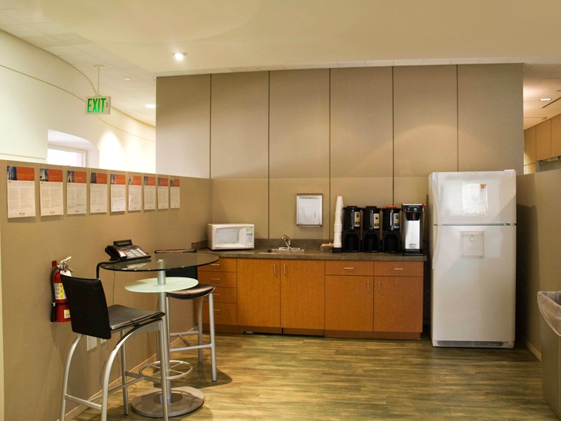 vizline_centers_ca_0209-Building-Kitch1